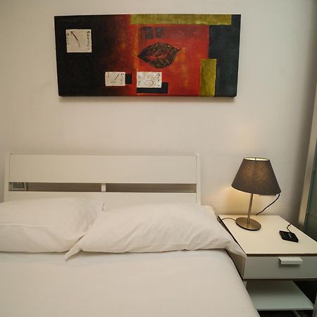 Apartamento La Formaggeria Del Naviglio Milán Exterior foto